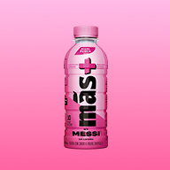 Una botella de Más+ by Messi 500 ml Miami Punch sobre fondo rosa.