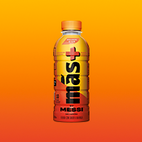 Una botella de Más+ by Messi 500 ml Orange d'Or sobre fondo naranja.
